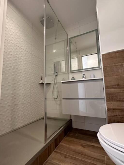 "Le Filet Du Lac" Appartement Atypique, 5 Personnes, Duplex, Vue Lac, Acces Parc Aquatique Gratuit Talmont-Saint-Hilaire Exterior photo